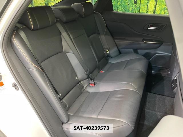 Toyota Crown Crossover 2023-02 7804846-8
