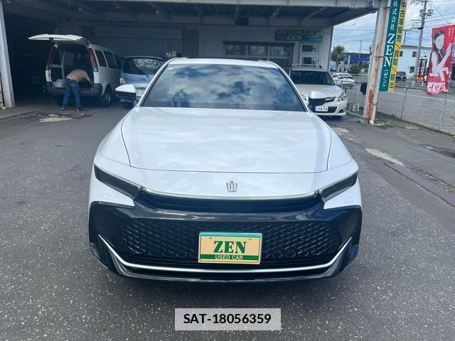 Toyota Crown Crossover 2023-07 7805842-1