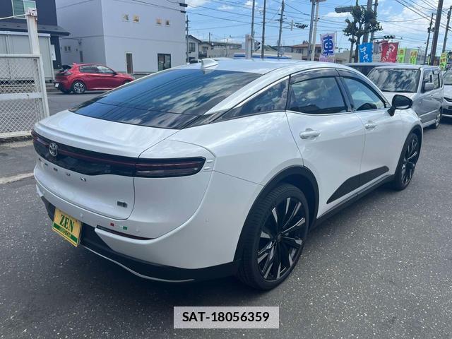 Toyota Crown Crossover 2023-07 7805842-5