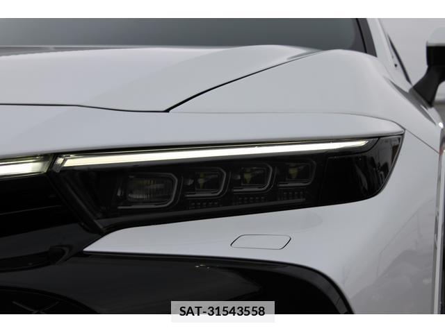Toyota Crown Crossover 2023-07 7809471-7