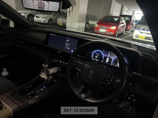 Toyota Crown Crossover 2022-10 7809568-4