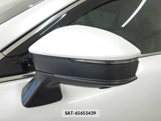 Toyota Crown Crossover 2023-03 7810894-14