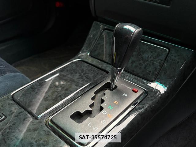 Toyota CROWN ESTATE 2004-10 7803301-16