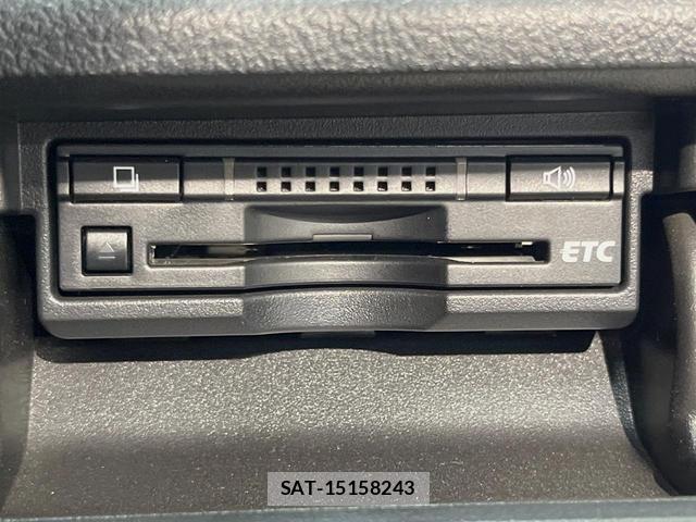 Toyota CROWN HYBRID 2014-08 7793085-6