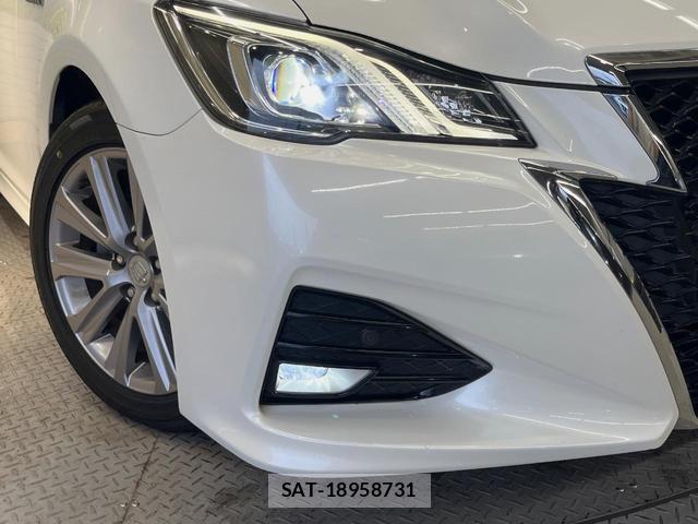 Toyota CROWN HYBRID 2015-11 7793094-10