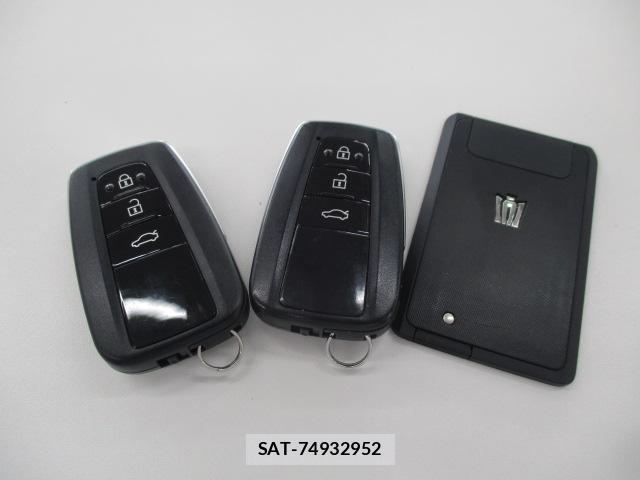 Toyota CROWN HYBRID 2018-07 7793407-14