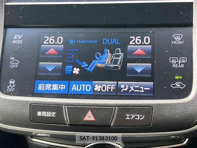 Toyota CROWN HYBRID 2016-03 7793630-1
