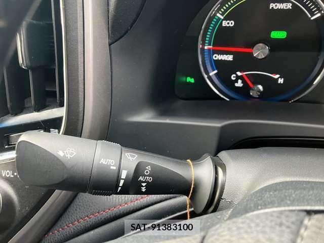 Toyota CROWN HYBRID 2016-03 7793630-10