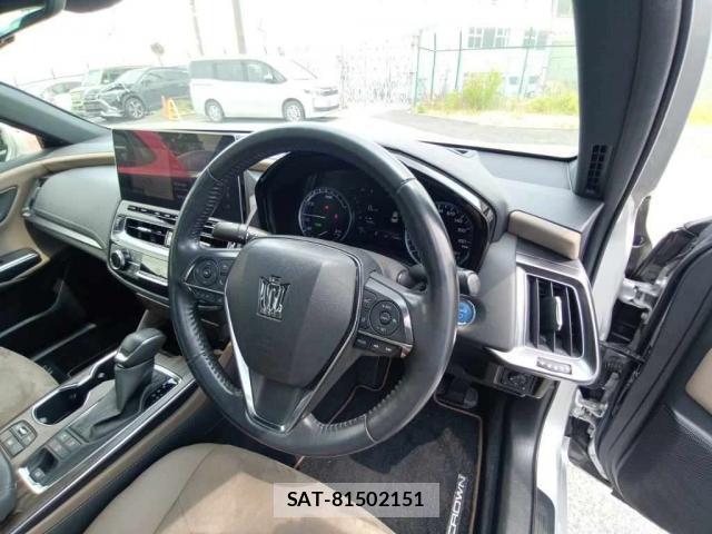 Toyota CROWN HYBRID 2021-12 7794109-2