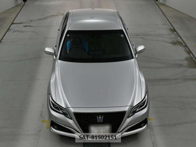 Toyota CROWN HYBRID 2021-12 7794109-3