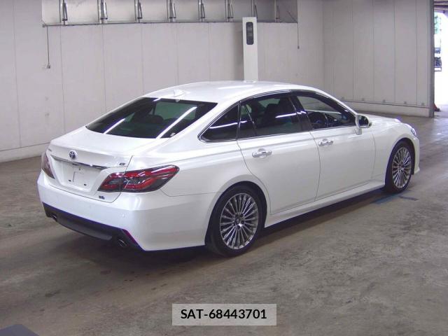 Toyota CROWN HYBRID 2022-02 7794987-1