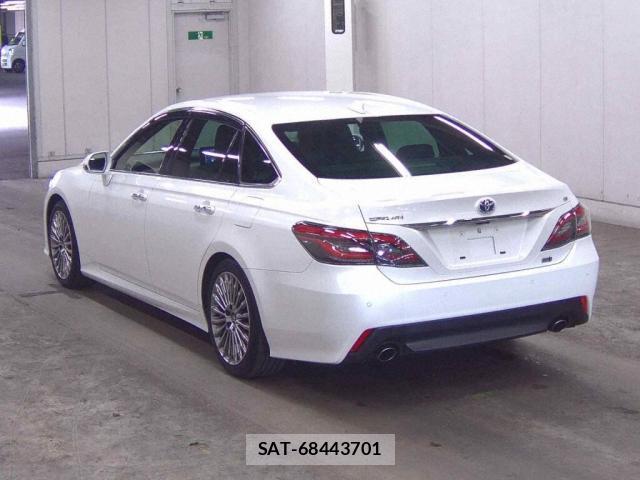 Toyota CROWN HYBRID 2022-02 7794987-4