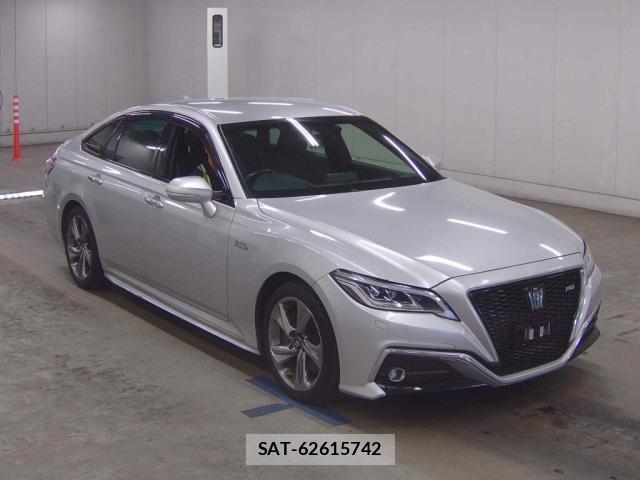 Toyota CROWN HYBRID 2019-04 7794997-0