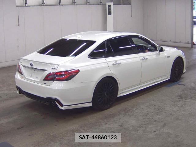 Toyota CROWN HYBRID 2019-04 7795003-5