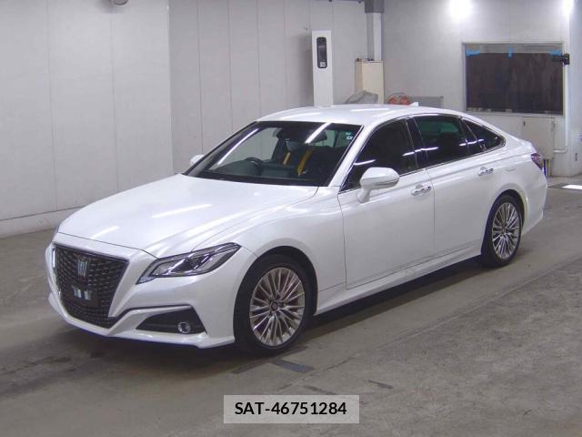 Toyota CROWN HYBRID 2022-01 7795060-3