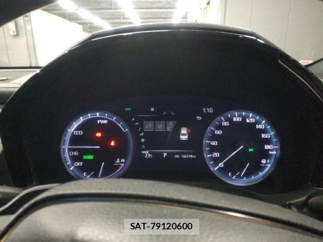 Toyota CROWN HYBRID 2021-06 7795089-5