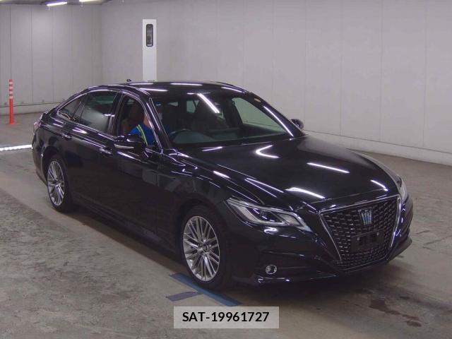 Toyota CROWN HYBRID 2022-05 7795136-3