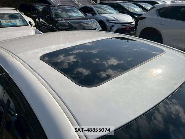 Toyota CROWN HYBRID 2018-12 7795839-17