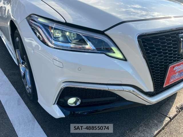 Toyota CROWN HYBRID 2018-12 7795839-18