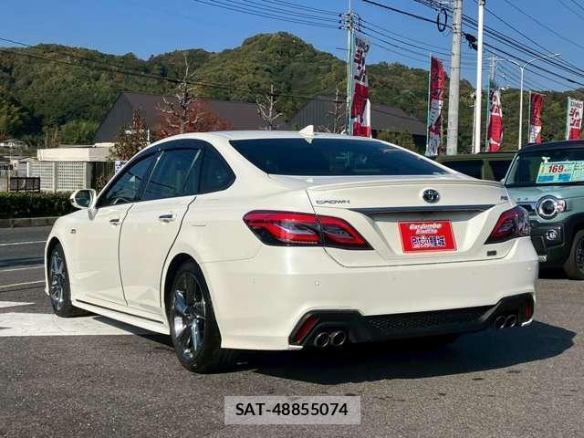 Toyota CROWN HYBRID 2018-12 7795839-5