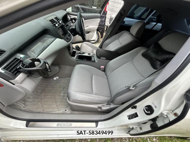 Toyota CROWN HYBRID 2010-07 7796677-14