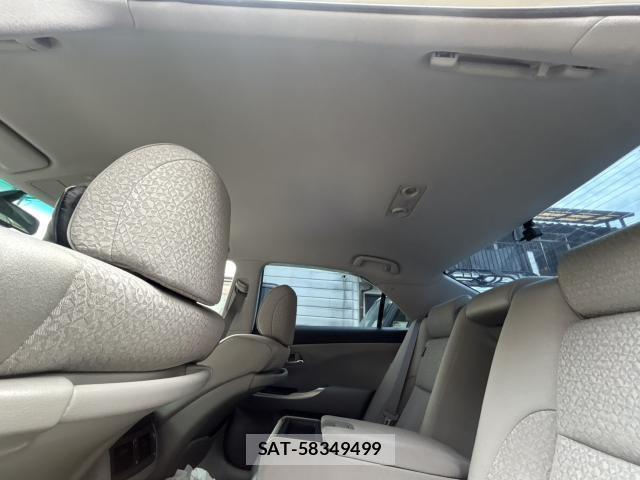 Toyota CROWN HYBRID 2010-07 7796677-18