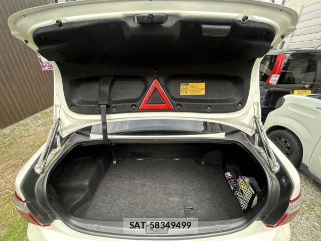 Toyota CROWN HYBRID 2010-07 7796677-8