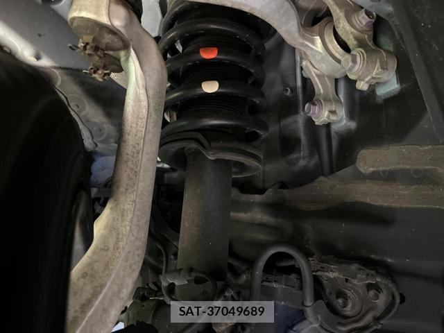 Toyota CROWN HYBRID 2019-06 7797455-19