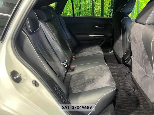 Toyota CROWN HYBRID 2019-06 7797455-8