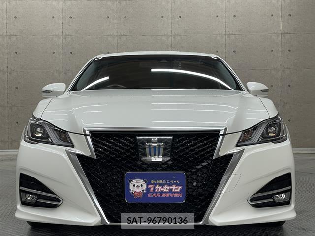 Toyota CROWN HYBRID 2017-01 7797581-5