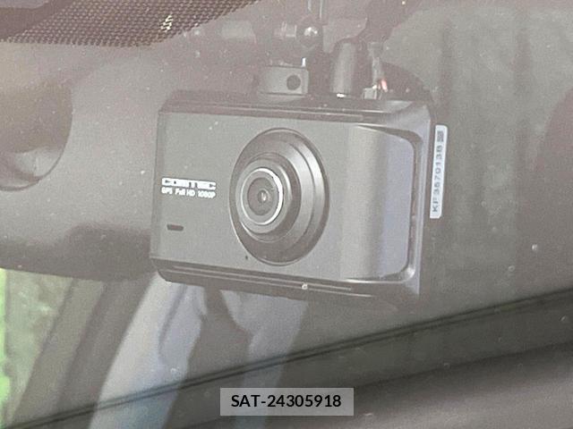 Toyota CROWN HYBRID 2015-11 7799198-3