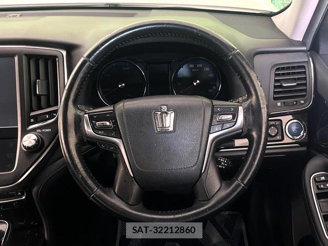 Toyota CROWN HYBRID 2016-08 7799208-12