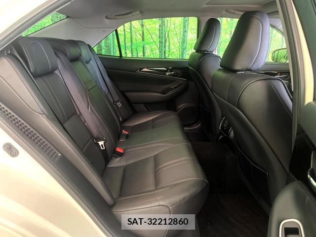 Toyota CROWN HYBRID 2016-08 7799208-15