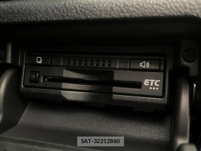 Toyota CROWN HYBRID 2016-08 7799208-6