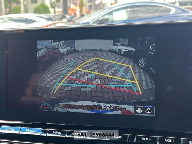 Toyota CROWN HYBRID 2022-02 7799294-4