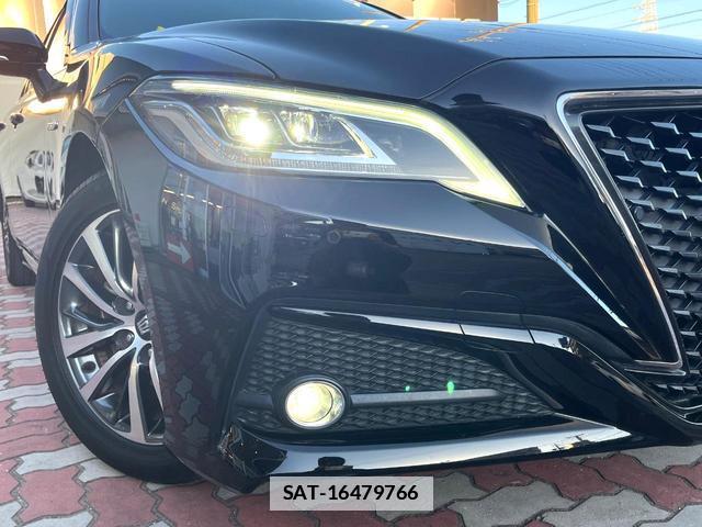 Toyota CROWN HYBRID 2019-11 7799298-10
