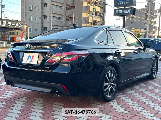 Toyota CROWN HYBRID 2019-11 7799298-16