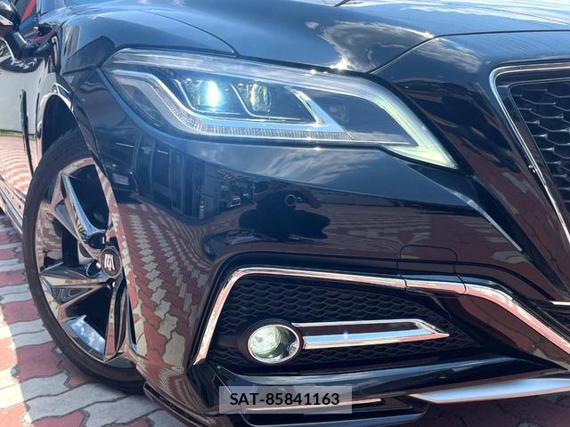 Toyota CROWN HYBRID 2020-09 7799302-11