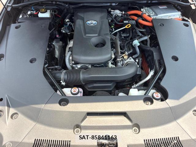 Toyota CROWN HYBRID 2020-09 7799302-16