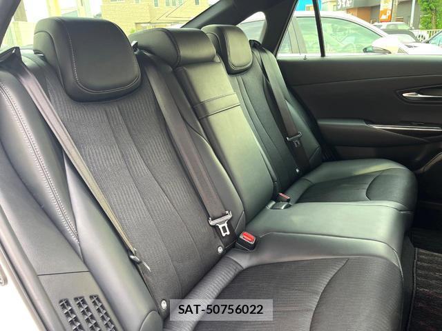 Toyota CROWN HYBRID 2020-12 7799303-8