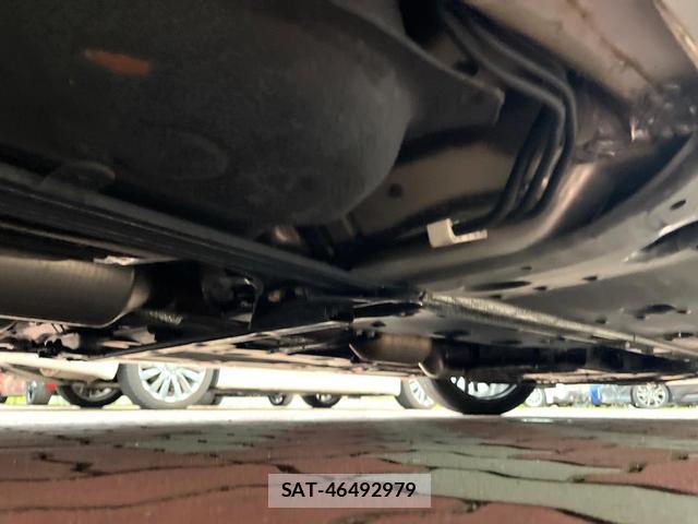 Toyota CROWN HYBRID 2017-06 7799305-19