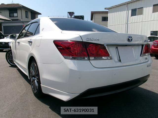 Toyota CROWN HYBRID 2014-03 7800523-1