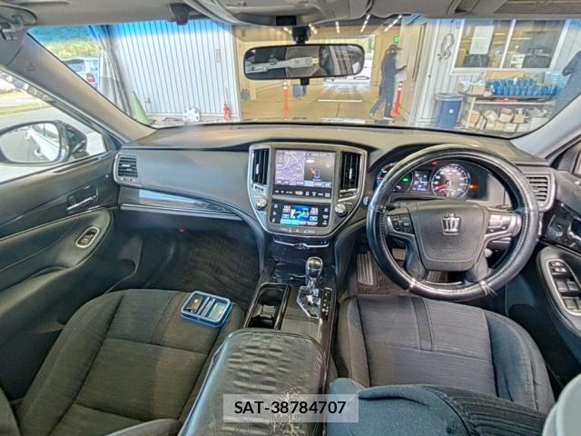 Toyota CROWN HYBRID 2014-06 7801473-2