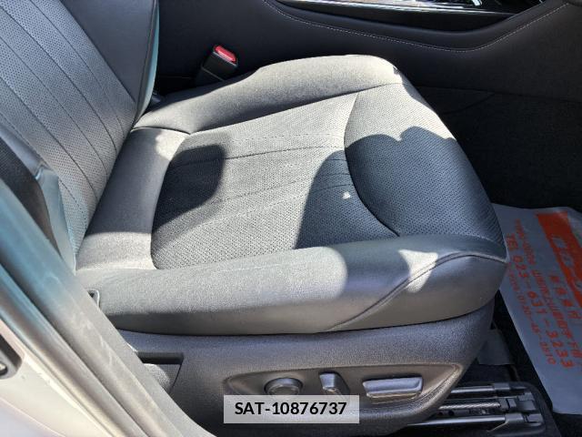 Toyota CROWN HYBRID 2019-03 7801722-4
