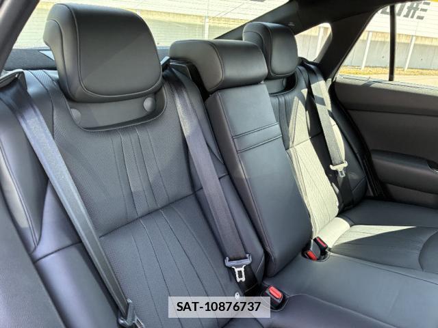 Toyota CROWN HYBRID 2019-03 7801722-5