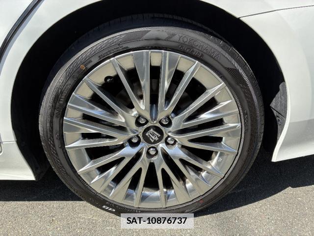 Toyota CROWN HYBRID 2019-03 7801722-8