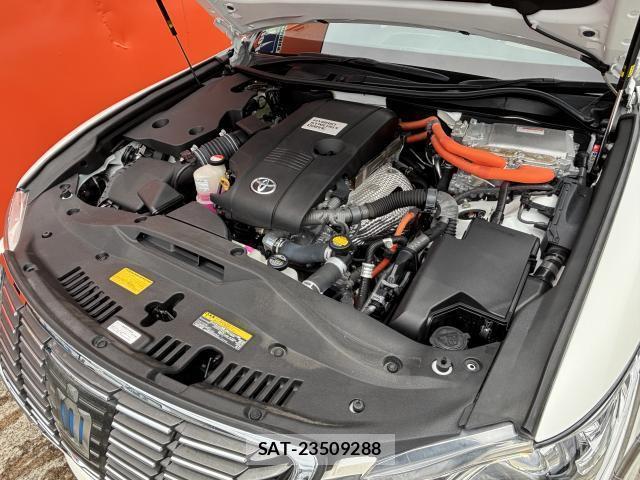 Toyota CROWN HYBRID 2015-07 7801847-7
