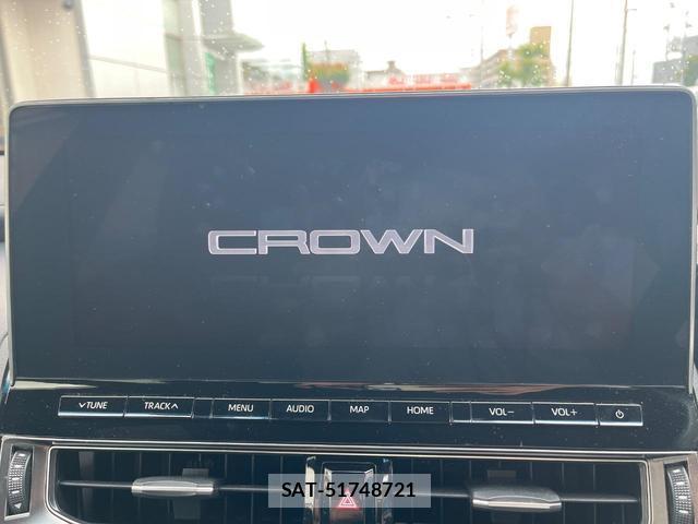 Toyota CROWN HYBRID 2021-02 7802475-3