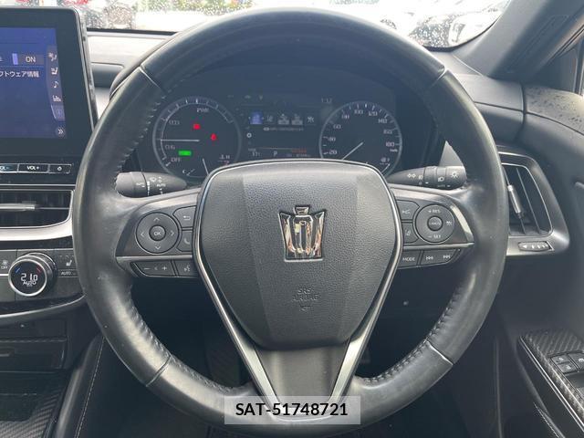 Toyota CROWN HYBRID 2021-02 7802475-8