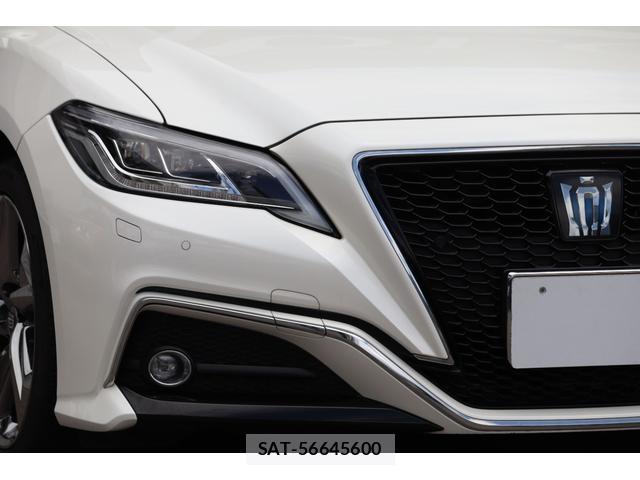 Toyota CROWN HYBRID 2019-09 7803328-9